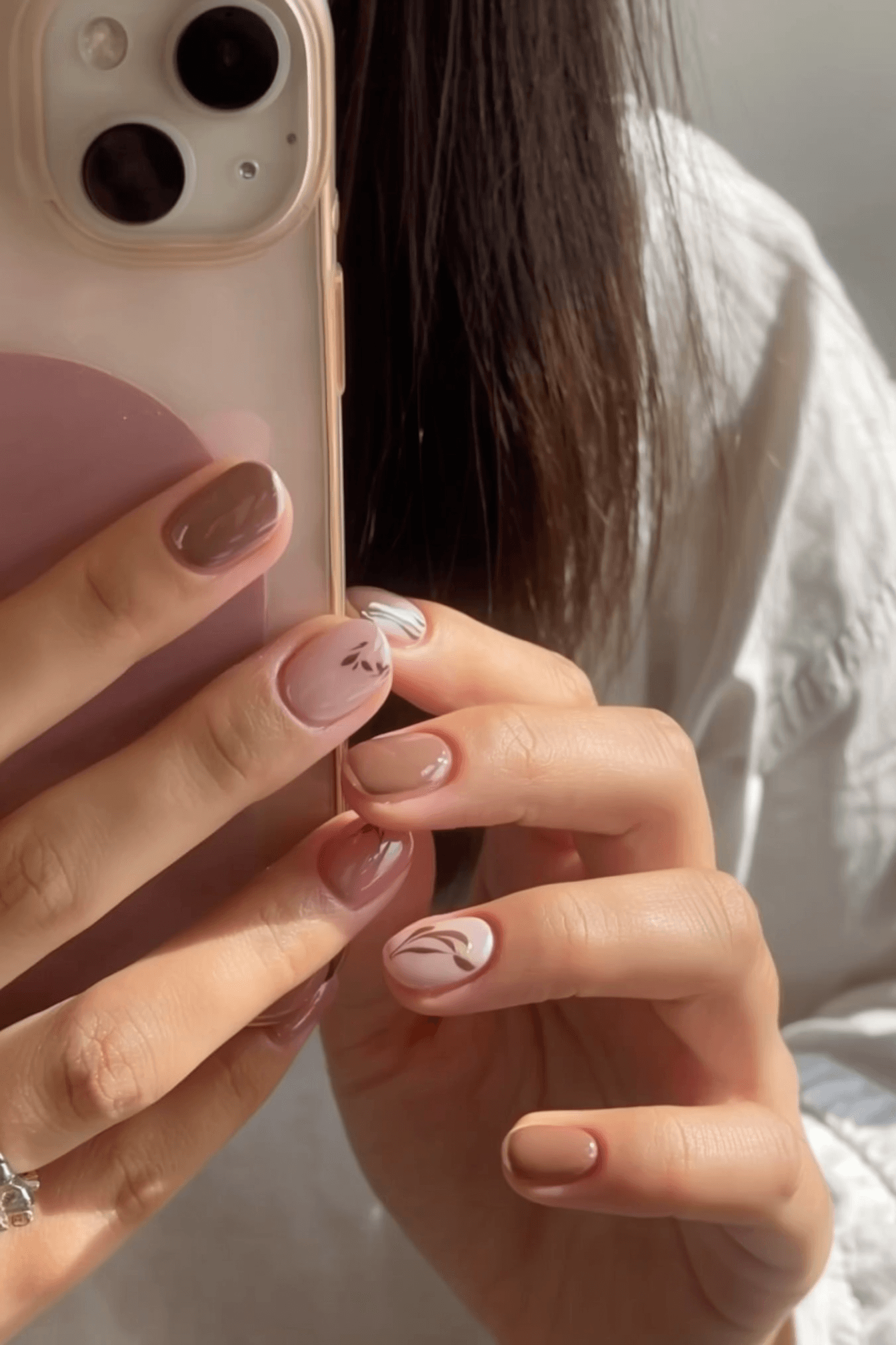 Elegant Fall Nails for Aesthetic & Soft Girl Looks